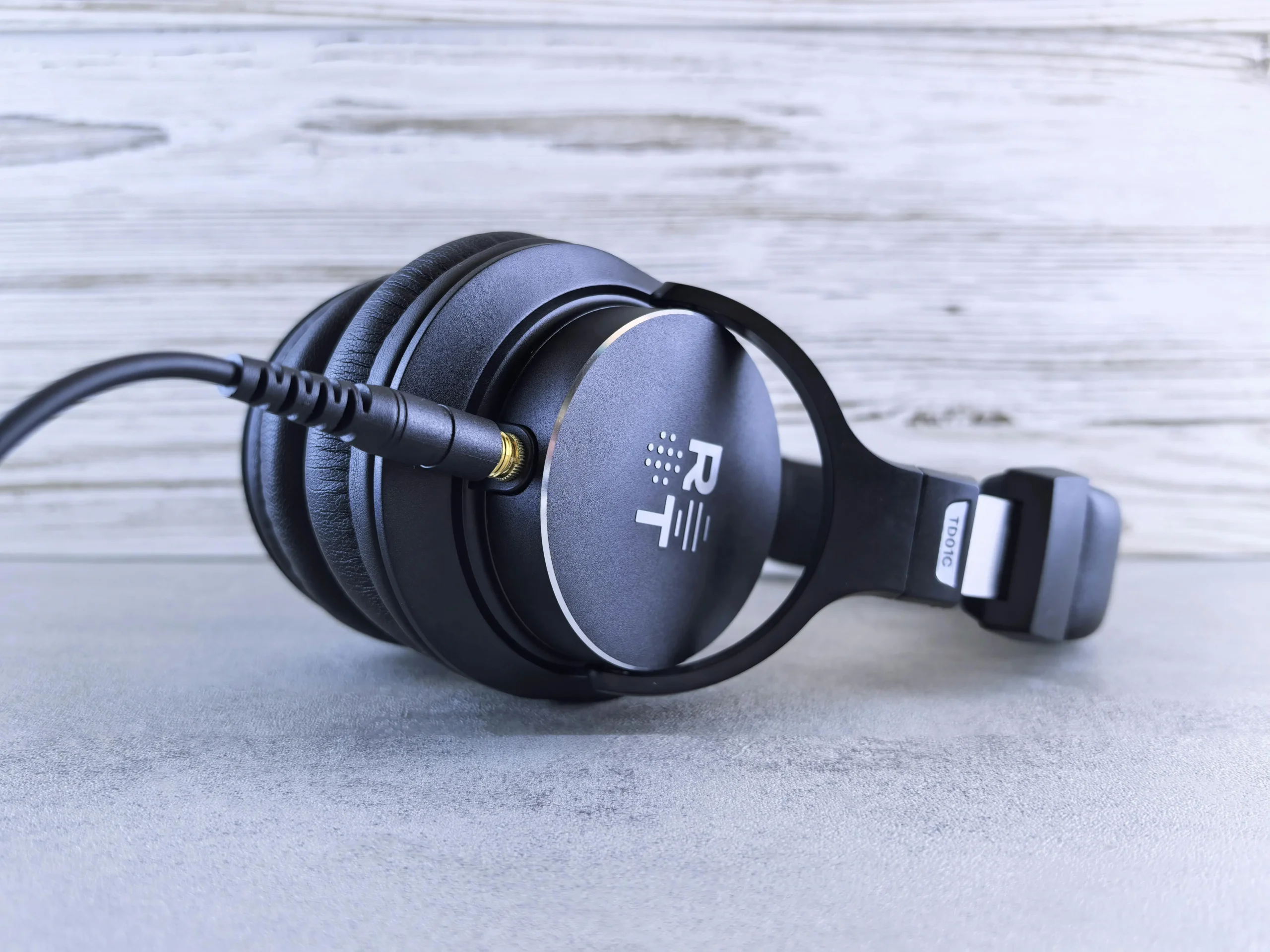 auriculares-de-diadema-negros