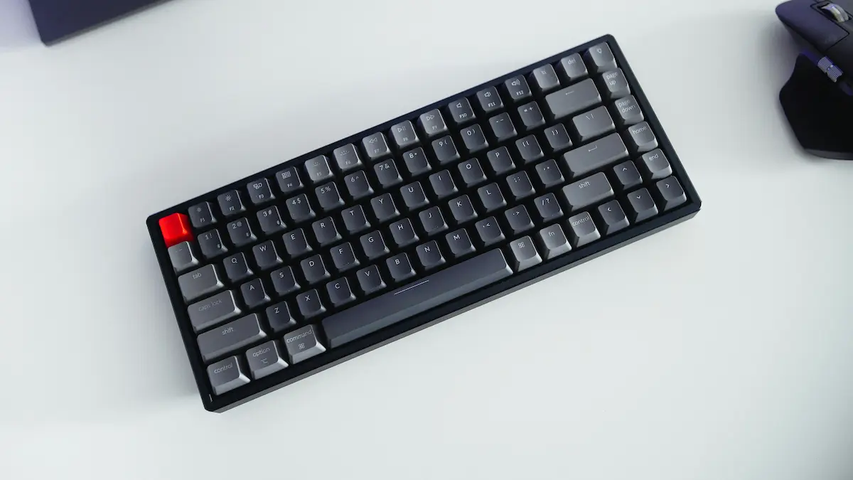 teclado-mecanico-negro